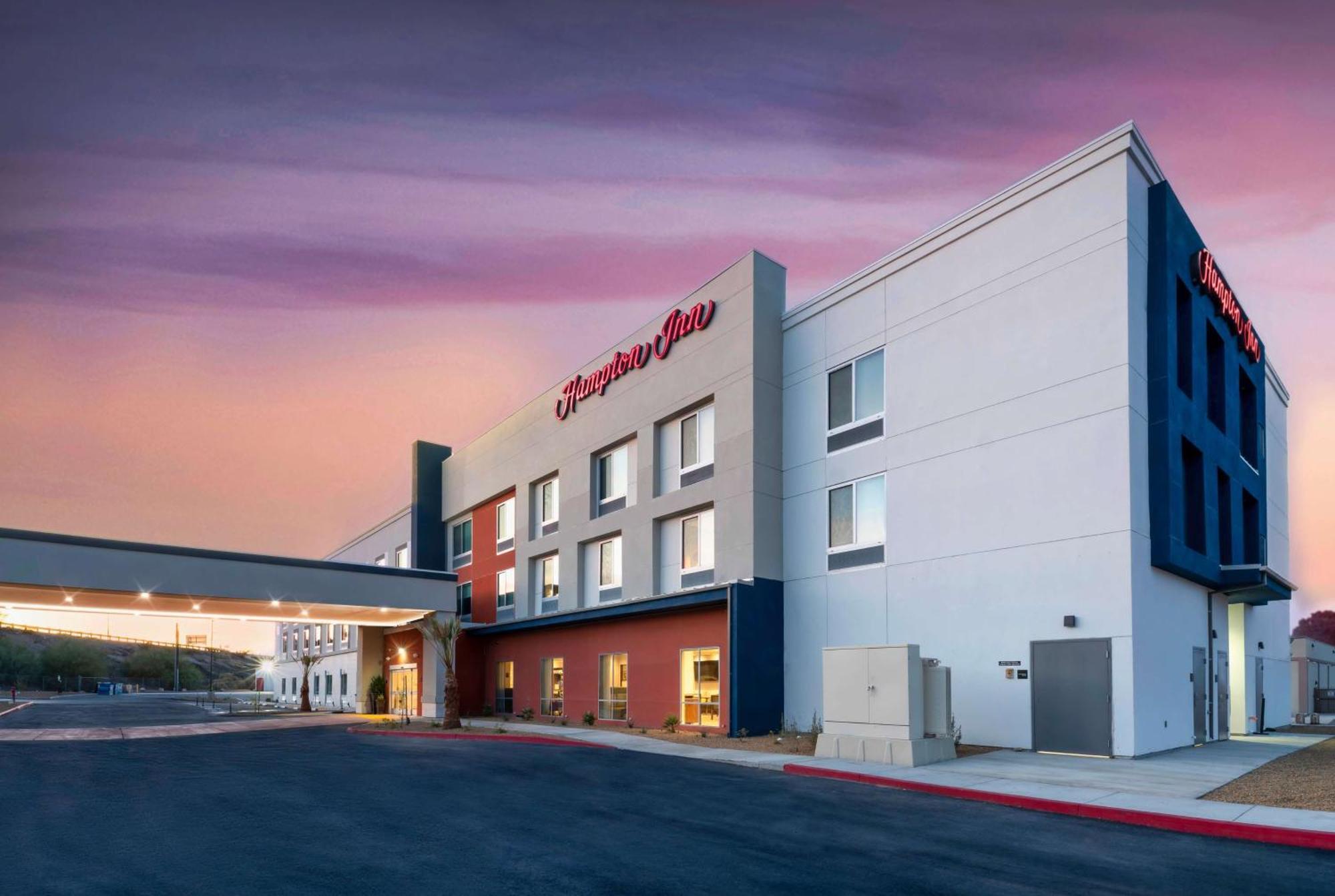 Hampton Inn Needles Exterior photo